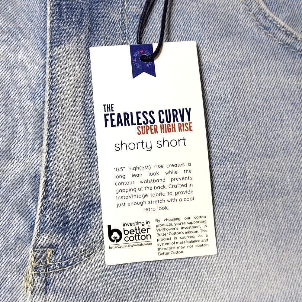 Wallflower Fearless Curvy Super High Rise Light Wash Denim Jean Shorty Shorts - Picture 5 of 9